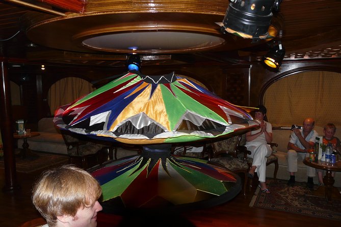 ViP Private Effective Nile River Dinner Cruise in Cairo - What the buffet dinner is really like