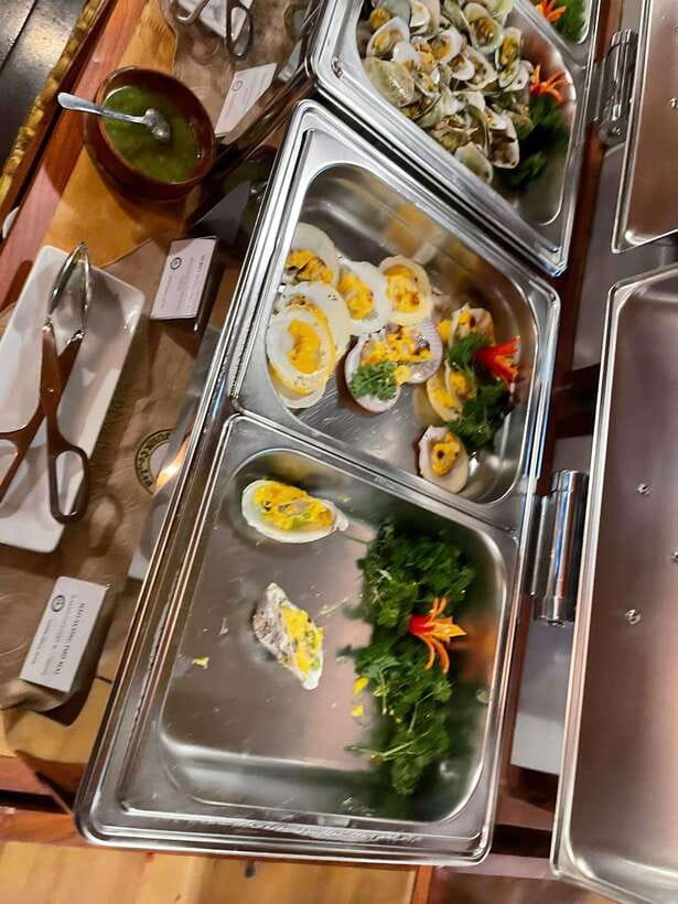 Water Puppet Show And Dinner Cruise On Saigon River Tour - Buffet or à la carte dinner: the main question mark