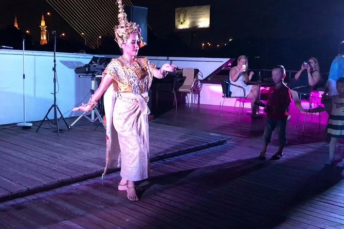 Wonderful Pearl: Bangkok's Dinner Night Cruise - Indoor Seating or Open Deck?