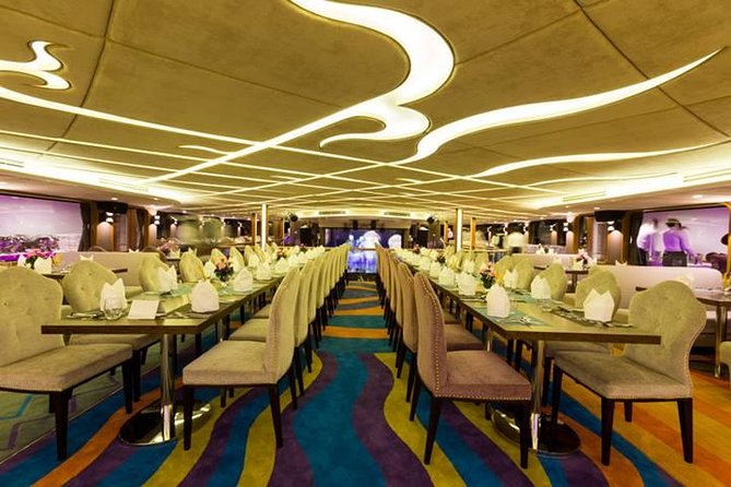 Wonderful Pearl Dinner Cruise - Why an evening on the Chao Phraya works so well