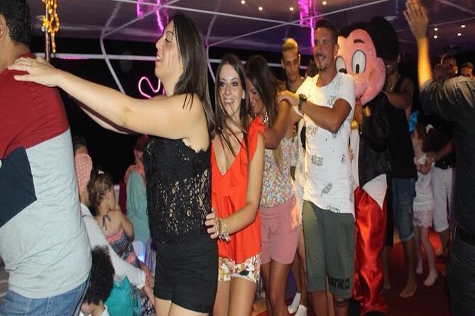 Yacht Cruise with Dinner & Oriental Show - Sunset views from the Sharm el Sheikh waterfront